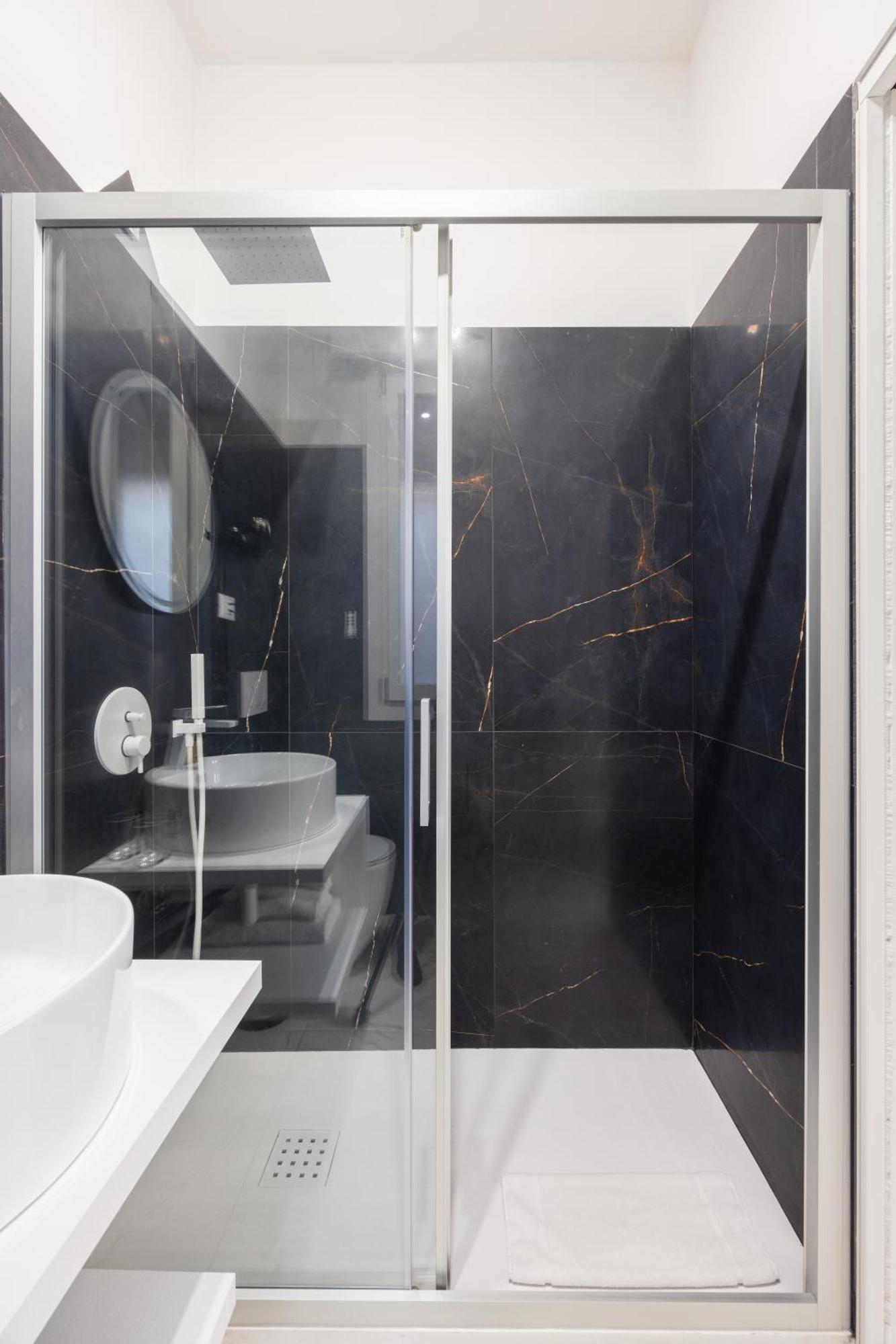 Excelsior Station Suite Bologna Luaran gambar