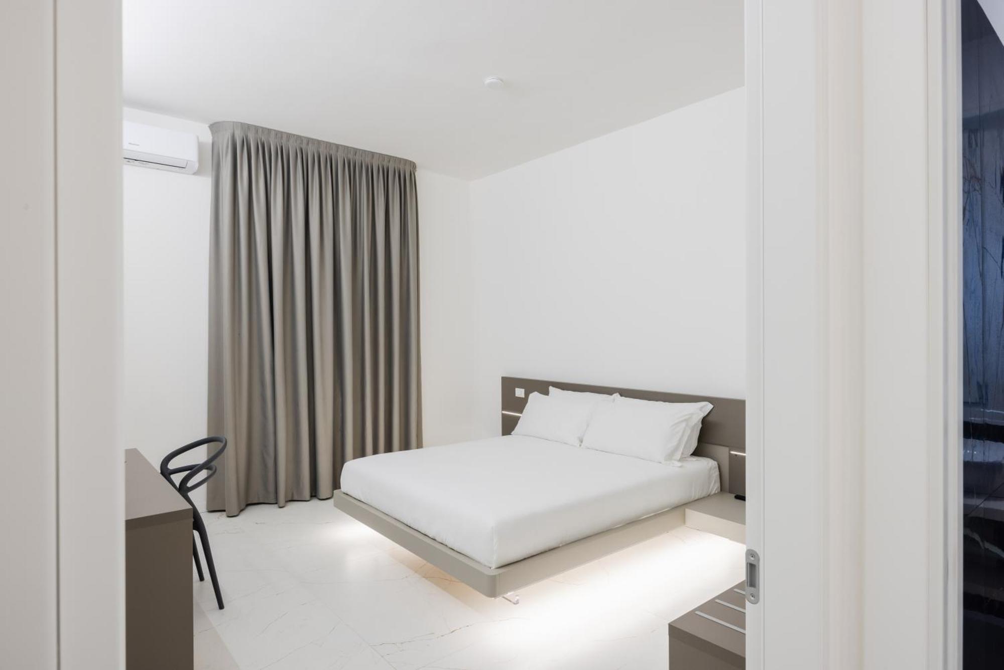 Excelsior Station Suite Bologna Luaran gambar