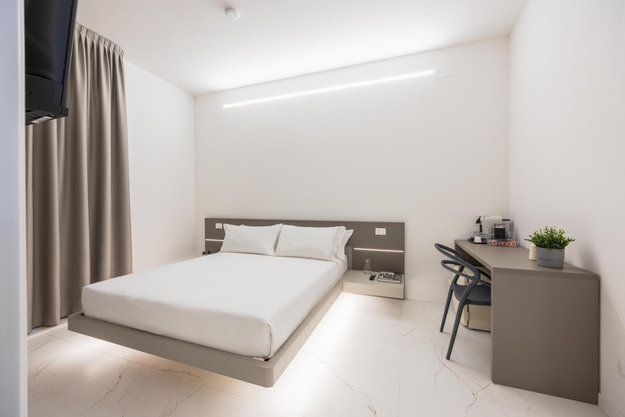 Excelsior Station Suite Bologna Luaran gambar