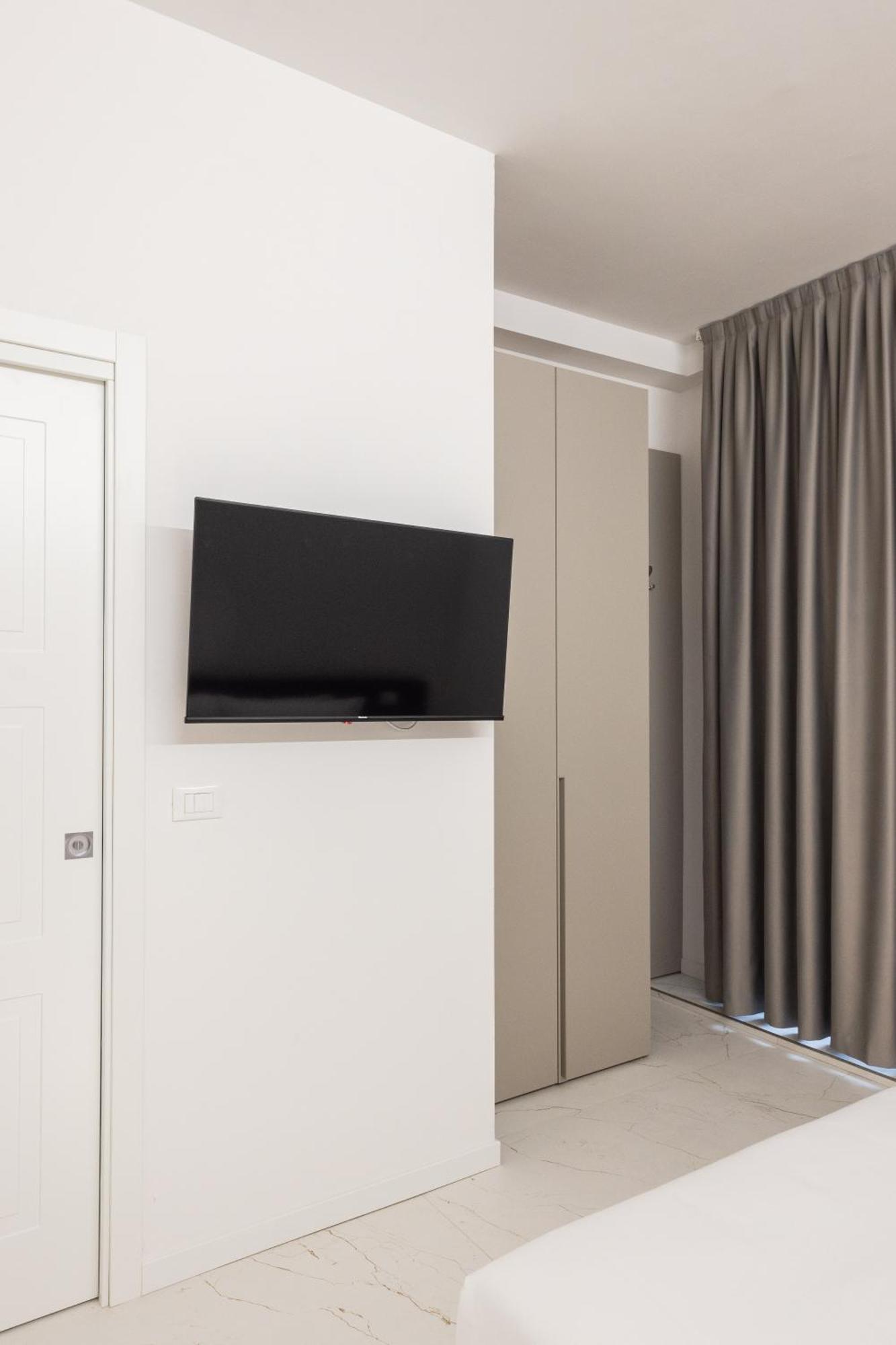 Excelsior Station Suite Bologna Luaran gambar