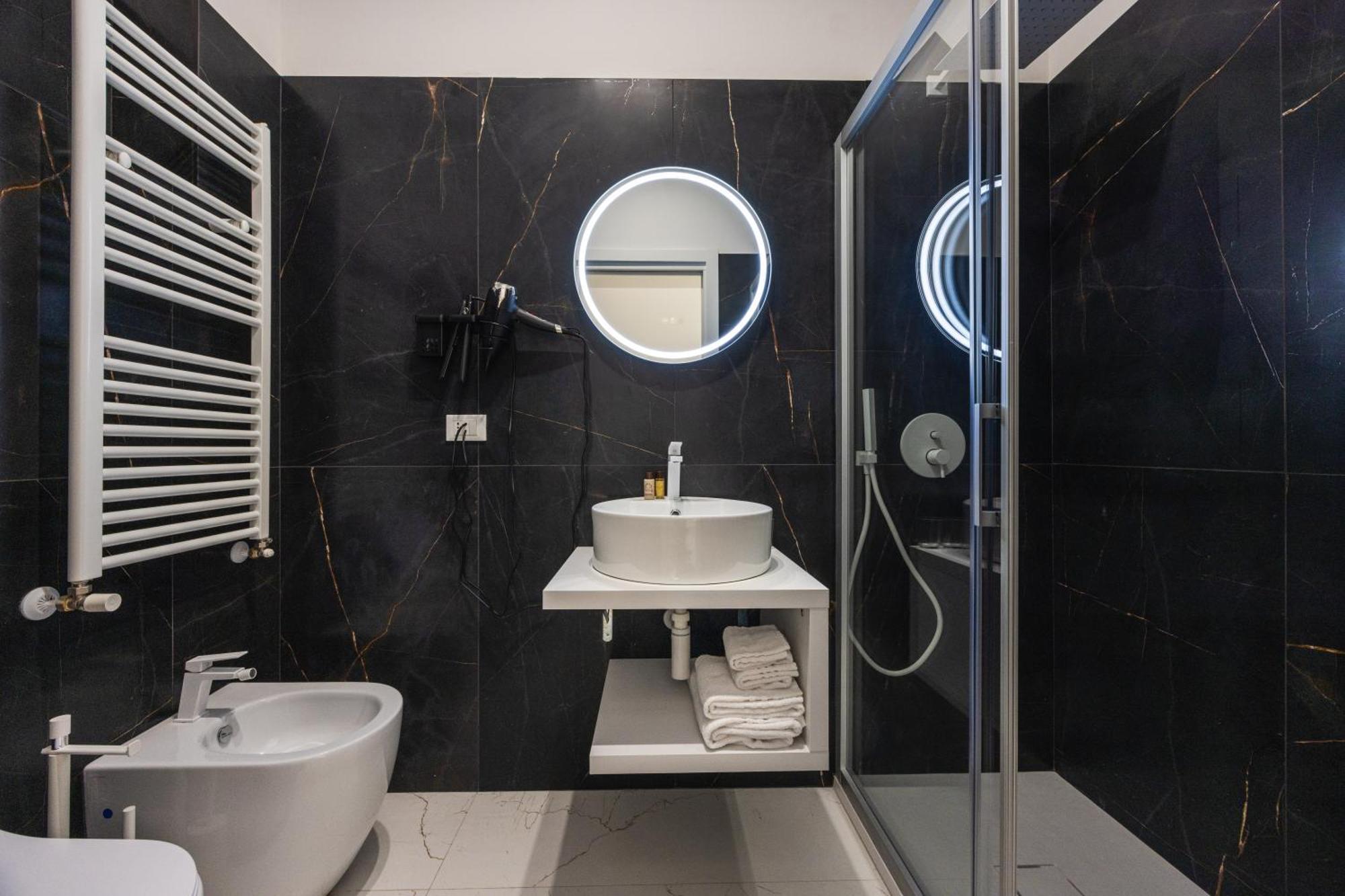 Excelsior Station Suite Bologna Luaran gambar